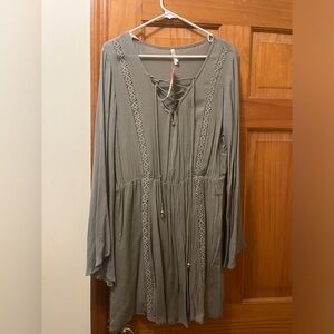 True destiny dress. Never worn. New with tags. Size Large